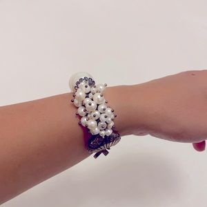 Pearl bracelet